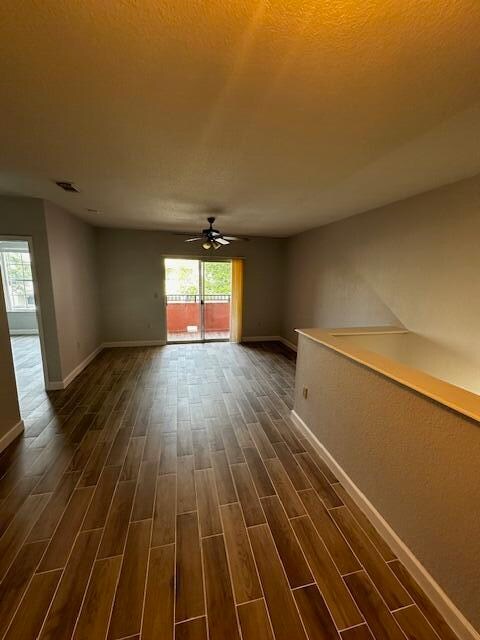 Foto del edificio - 126 SW Peacock Blvd