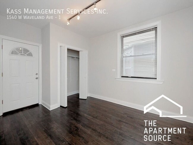 Foto del edificio - 1540 W Waveland Ave