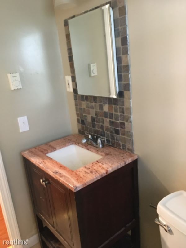 Building Photo - 2 br, 1 bath Condo - 73 D Briarwood La