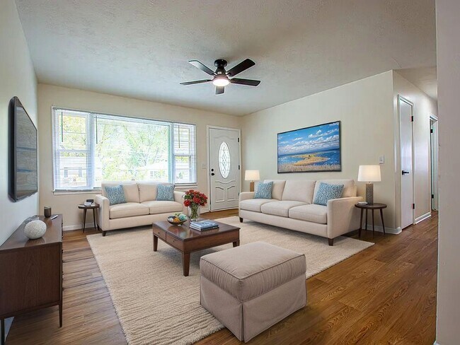 Foto del edificio - 3 Bedroom / 2 Bath Home with Finished Basm...