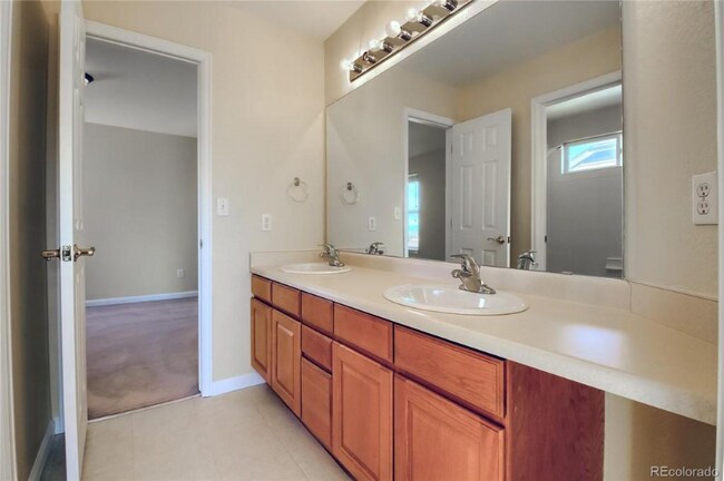 Foto del edificio - 2999 E 135th Pl