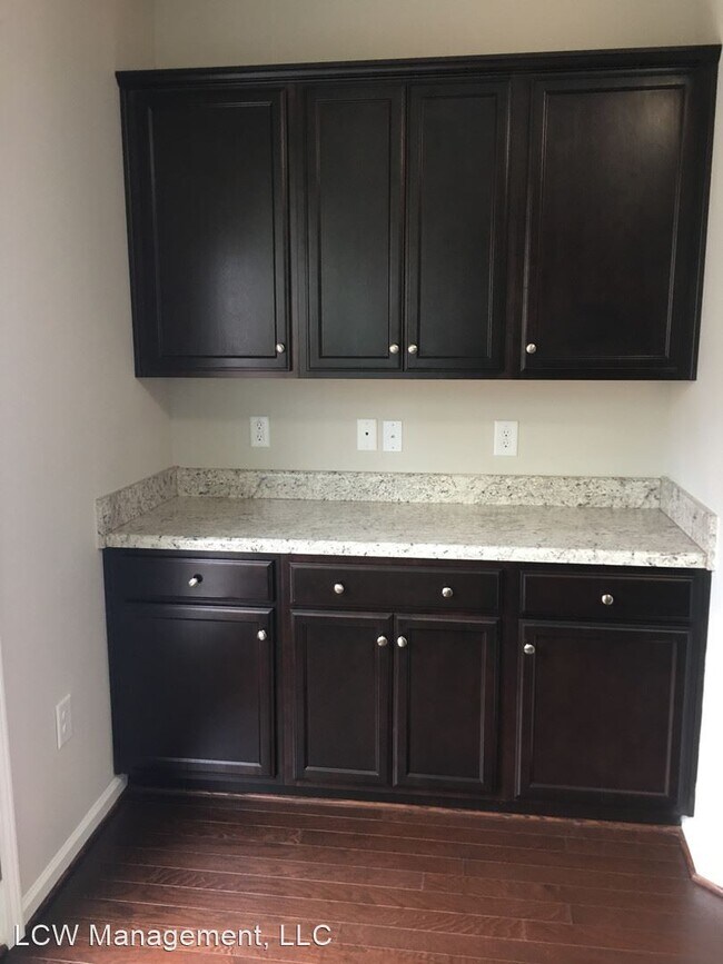 Building Photo - 2 br, 2.5 bath House - 5545 Farm House Trail