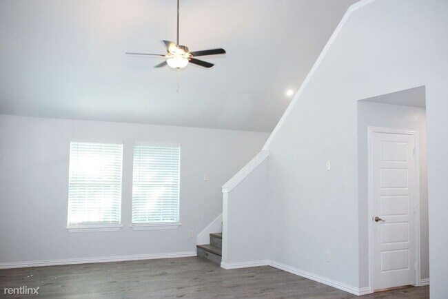 Building Photo - 3 br, 2 bath House - 7311 Farm to Market R...