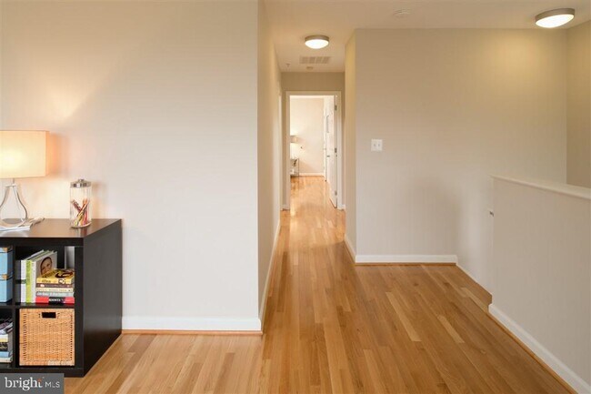 Foto del edificio - 1308 Clifton St NW