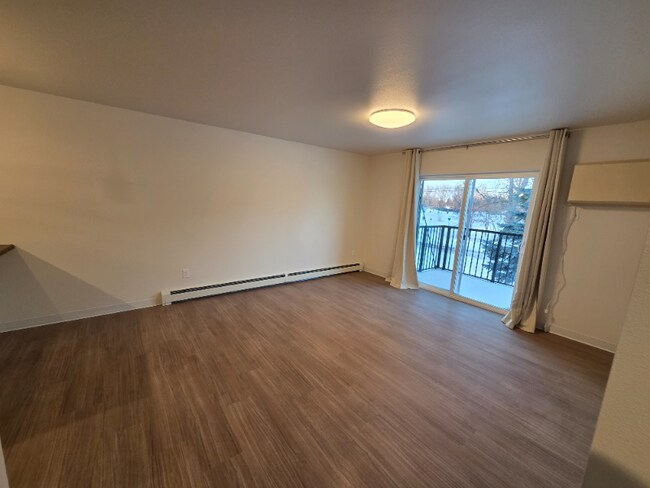 Foto del edificio - 211 1st Ave NW