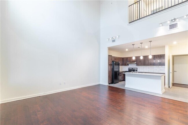 Building Photo - 6700 Menchaca Rd