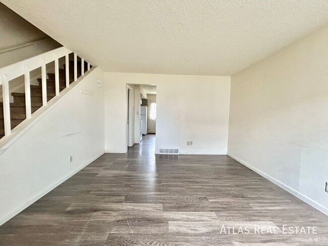 Building Photo - 3392 W 66th Pl