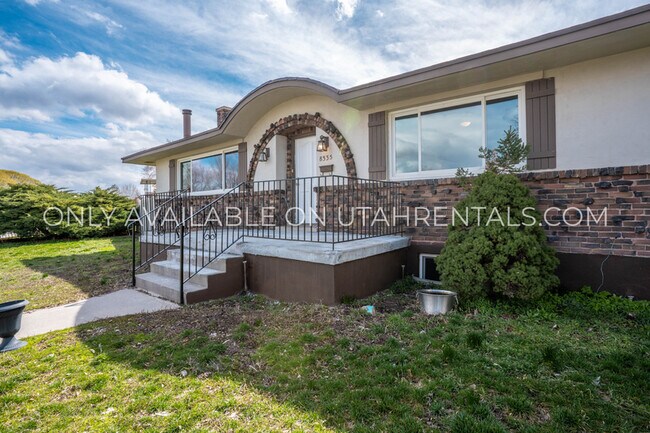 Foto del edificio - 8335 Western Dr