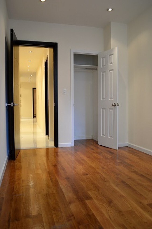 Interior Photo - 243 W 115th St