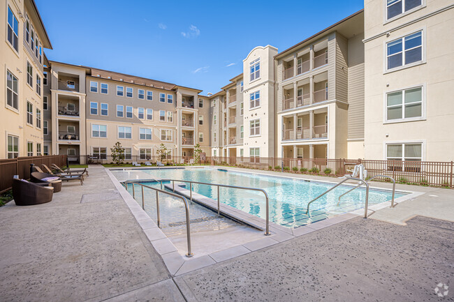 Pool - The Vincent Senior Living