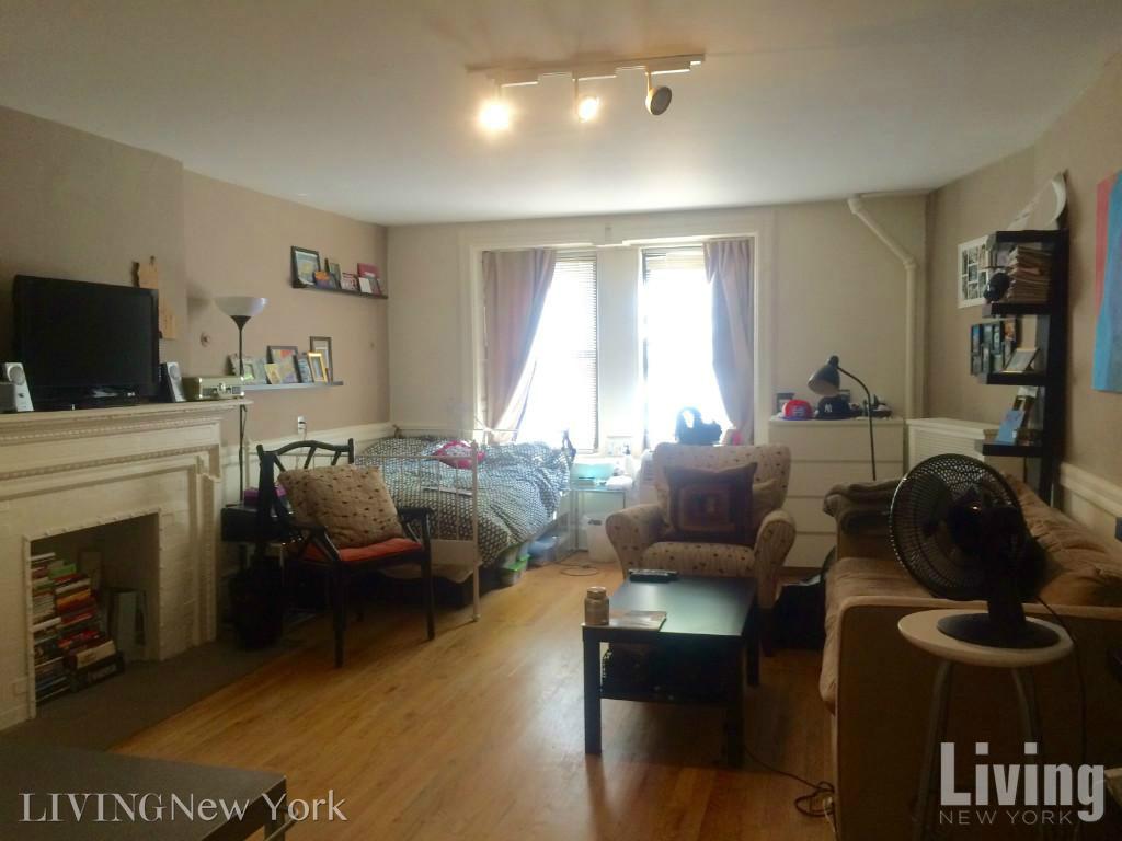 Foto del edificio - 139 W 80th St