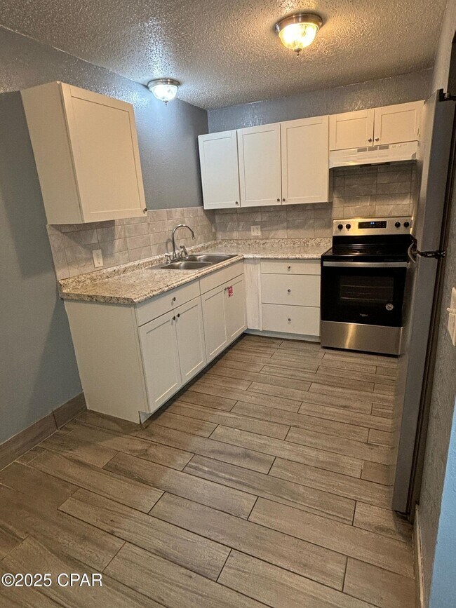 Foto del edificio - 400 E 19th St