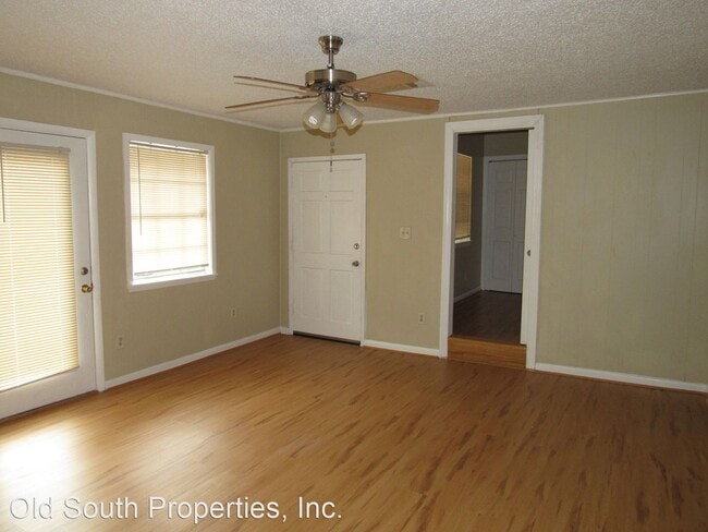 Building Photo - 2 br, 1 bath House - 6400 Fairfield Drive A