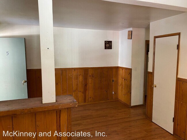 Building Photo - 1 br, 1 bath House - 3867 Pioneer Trail #5