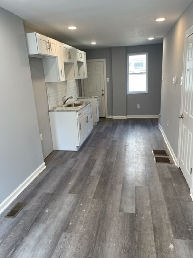 Foto del edificio - Spacious 2 Bedroom Home