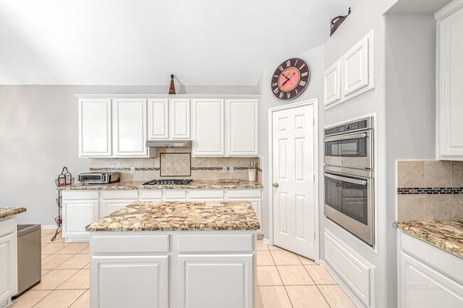 Building Photo - 23207 Willow Pond Pl