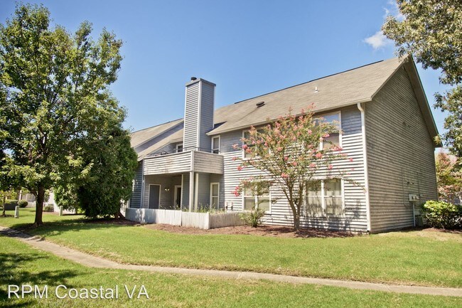 Foto del edificio - 2 br, 2 bath House - 12765 St James Place #B