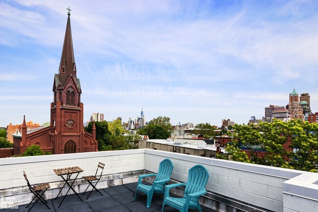 Building Photo - 11 Wyckoff St