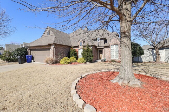 Foto del edificio - 5 Bed 3 Bath Broken Arrow