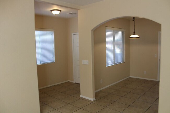 Building Photo - 705 W Colton Ave