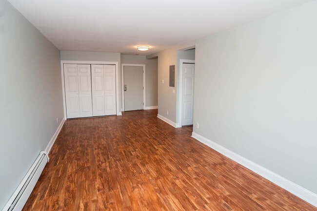 Photo - Parker Hill Apartments