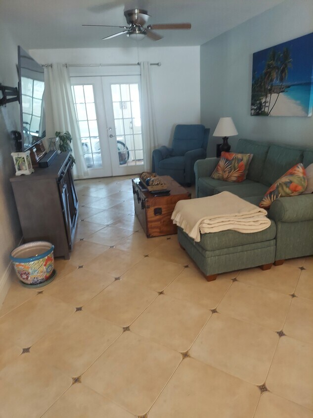 Foto principal - 3620 Ocean Beach Blvd