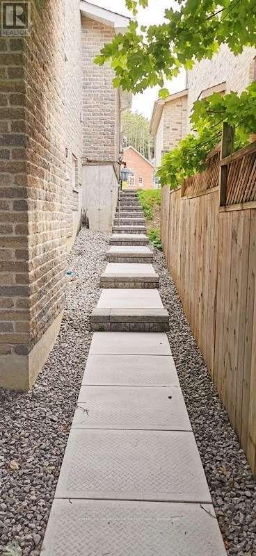 Photo du bâtiment - 22 Willow Fern Dr