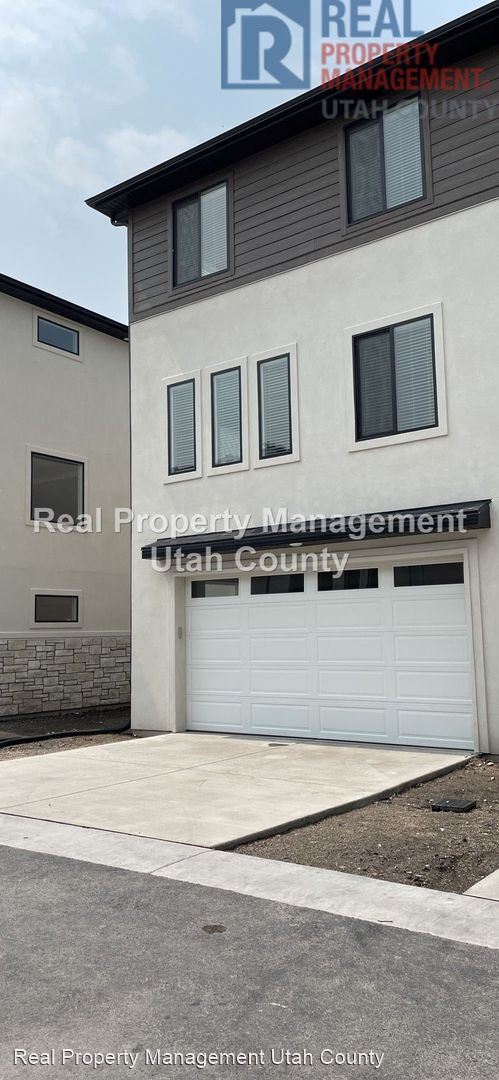 Building Photo - 4 br, 3 bath House - 504 S 1080 W