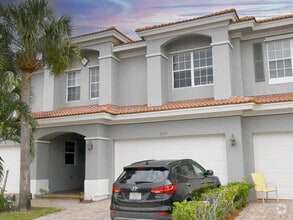 Building Photo - 2125 SW Cape Cod Dr