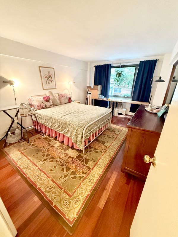 Foto del edificio - 425 E 63rd St