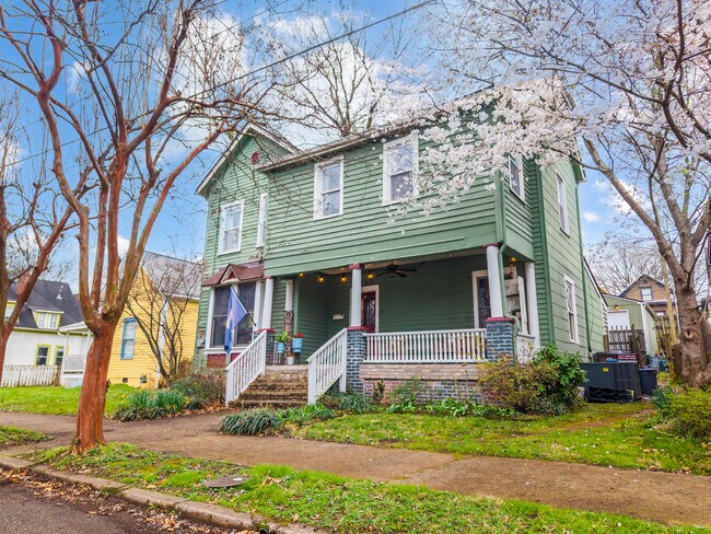 Foto del edificio - 625 Luttrell St