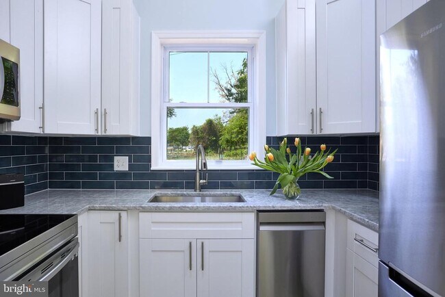 Foto del edificio - 2810 S Arlington Ridge Rd