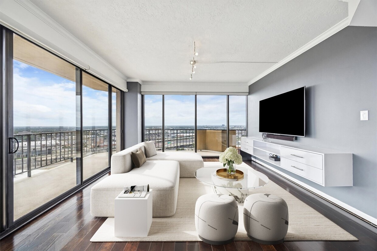 Primary Photo - 3350 McCue Rd