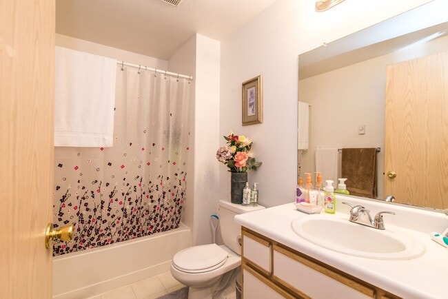 Interior Photo - Parkhurst Apartments