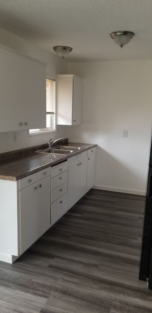 Foto del edificio - 6213 SE Fern Ave