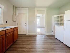 Building Photo - 309 S McKinley Ave