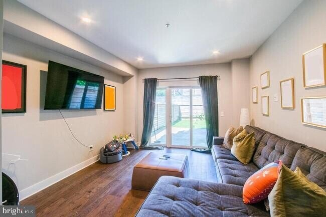 Foto del edificio - 1248 N 25th St