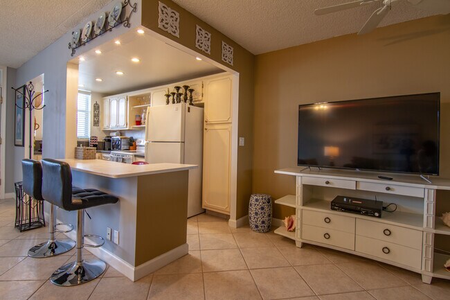 Foto del edificio - 104 Paradise Harbour Blvd