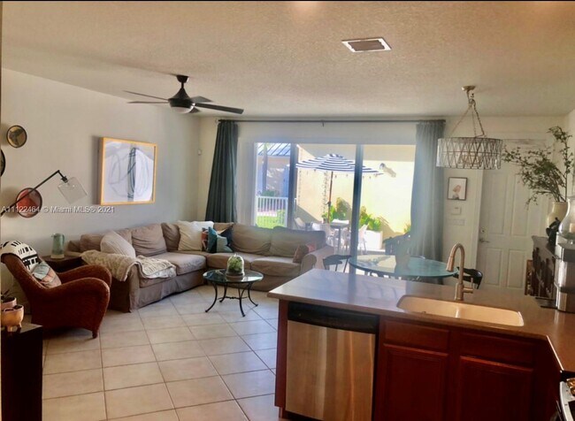 Foto del edificio - 1221 Islamorada Dr