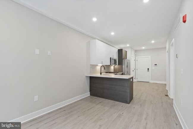 Foto del edificio - 408 N Front St