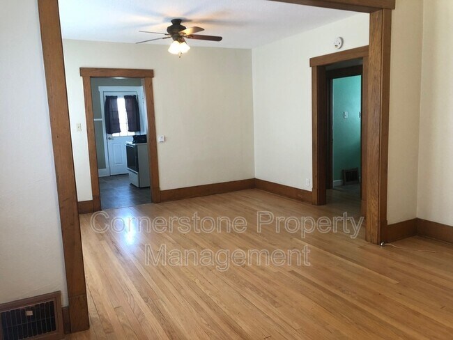 Foto del edificio - 1924 11th Ave S