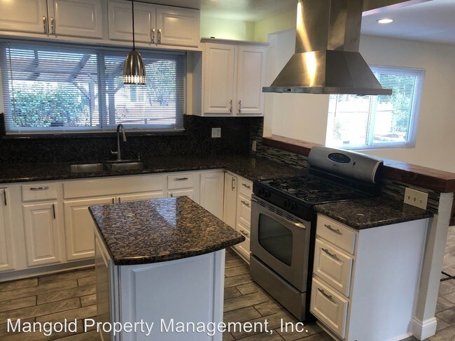 Foto del edificio - 3 br, 2 bath House - 423 Exeter Place
