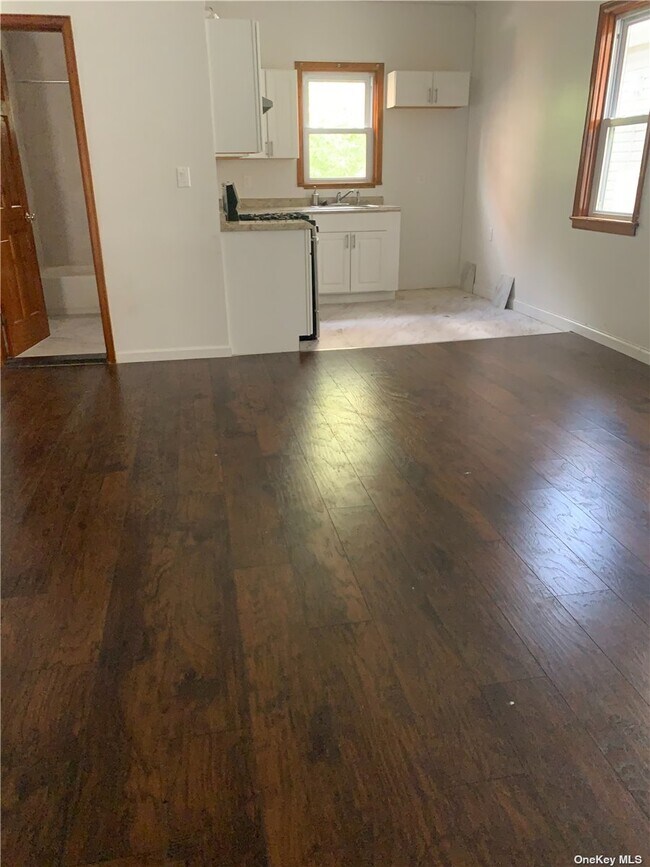 Foto del edificio - 41-41B 77th St