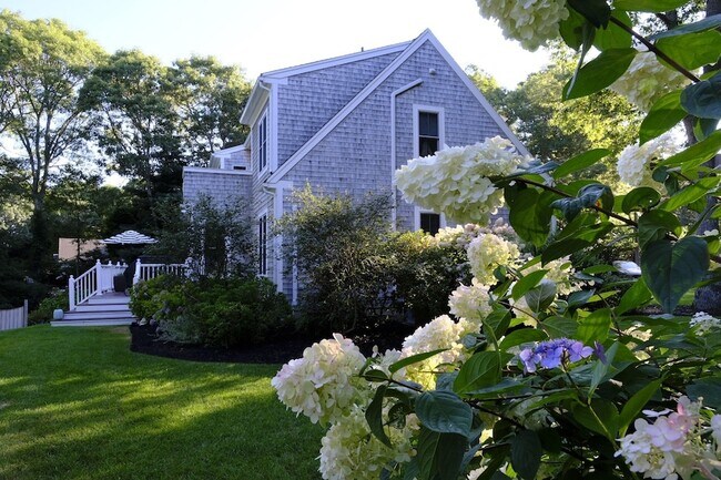 Foto del edificio - 110 Clamshell Cove Rd