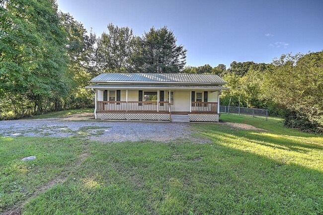 Foto del edificio - 875 S Pickens Bridge Rd