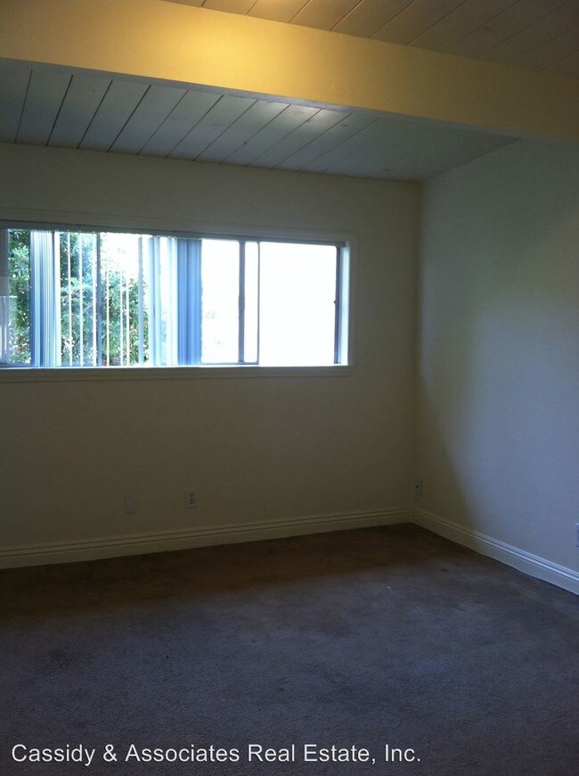 Building Photo - 4495 Clairemont Mesa Blvd
