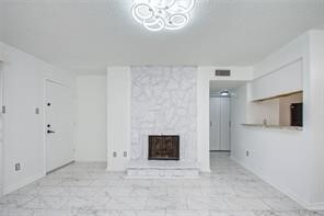 Foto del edificio - 17331 Red Oak Dr