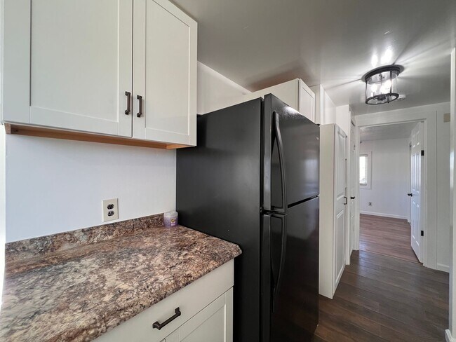 Foto del edificio - Two bedroom manufactured home in Silver Springs, NV