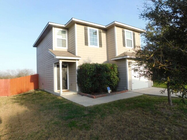 Photo - "Charming 3-Bed Oasis with 2.5 Baths at 6131 Southern Vista, San Antonio – 1,230 Sq Ft of Comfort Aw Apartment
