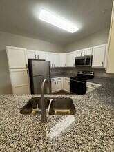 Building Photo - 412 Lndg Rdg Dr
